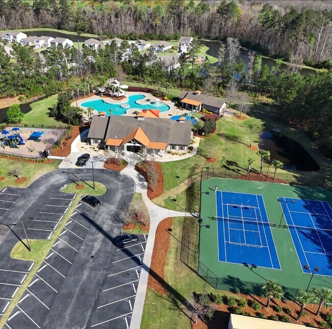 Building Photo - Available Soon!