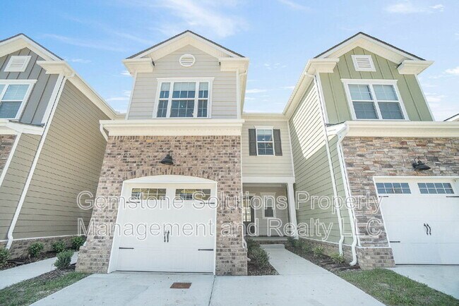 Primary Photo - 717 Finse Dr