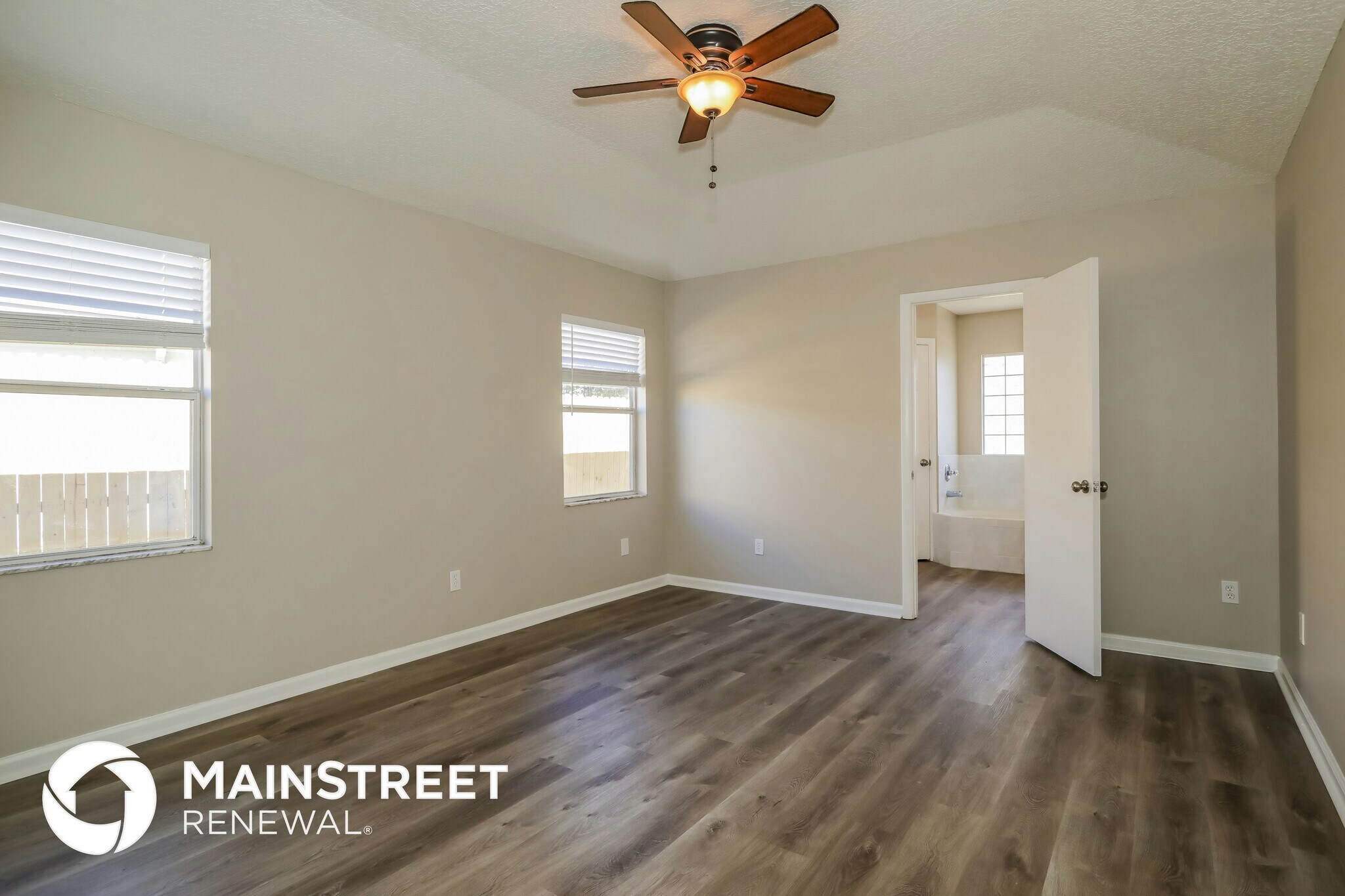 Building Photo - 3175 Olde Sutton Parke Dr
