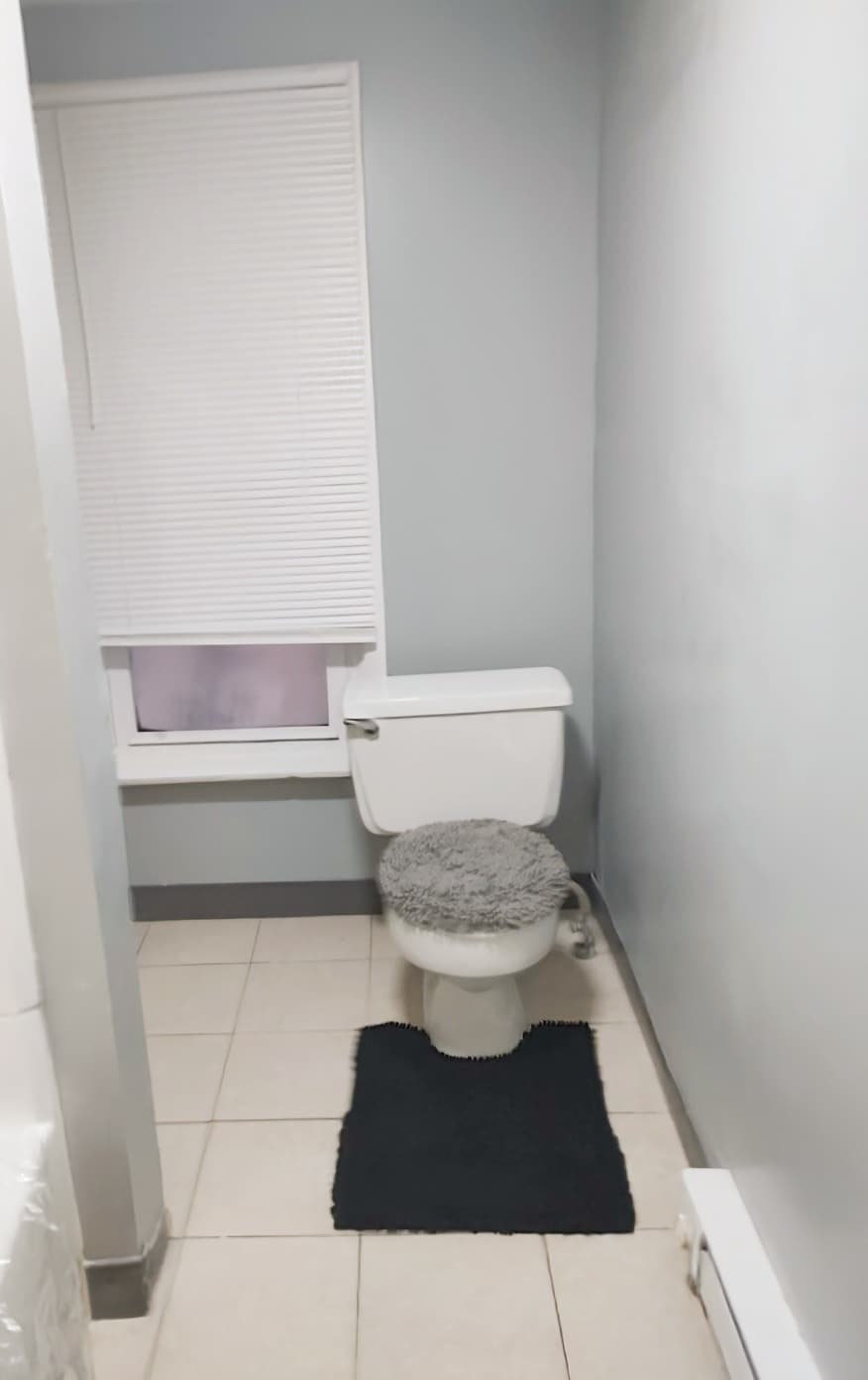 2nd Floor Full Bath - 13 Umberto Ave