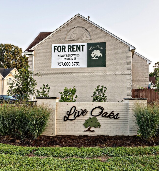 Building Photo - Live Oaks - Old Virginia Beach