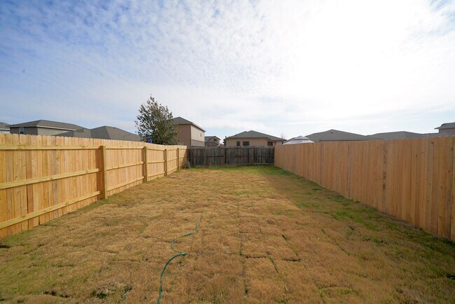 Building Photo - Brand New Duplex Rental Now Available in Converse, TX! Realtor Commission: $600