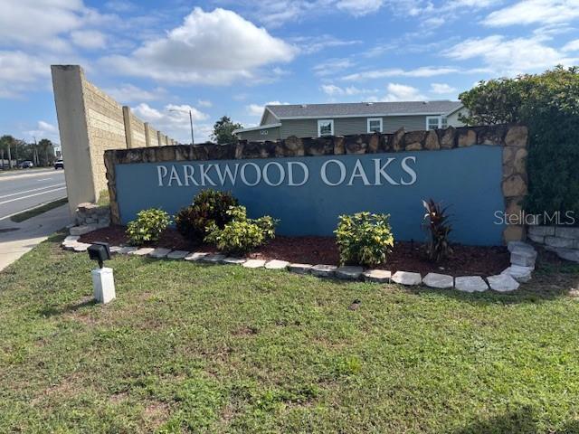 Building Photo - 605 Sunnyside Dr