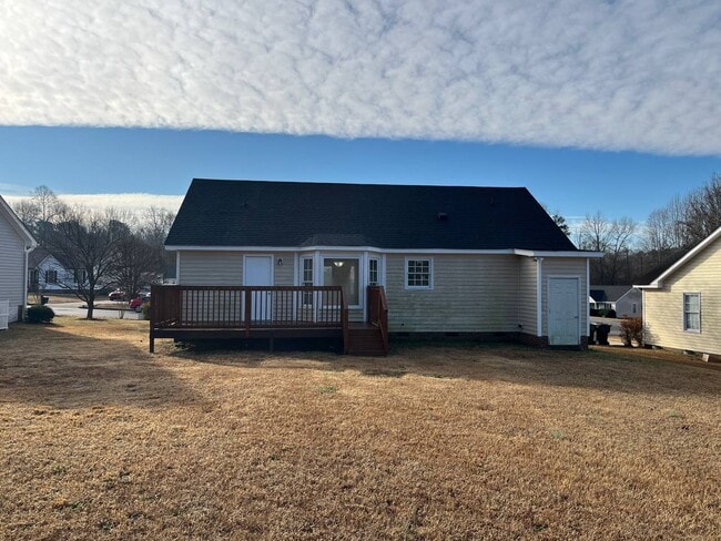 Building Photo - 2050 Compacta Dr