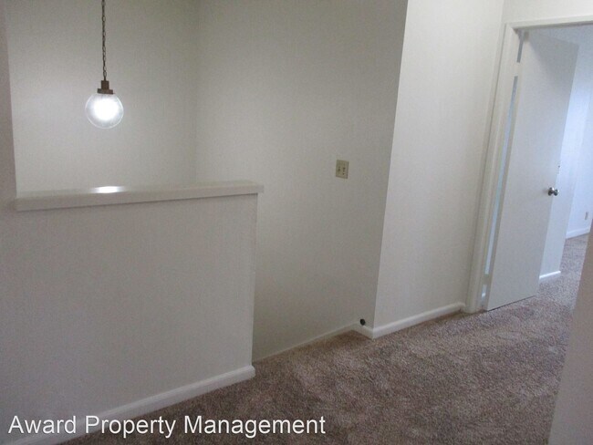 Building Photo - 4 br, 3 bath House - 1235 Manzana Way