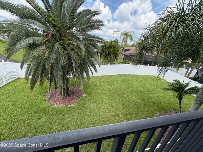 Building Photo - 1260 Talon Way
