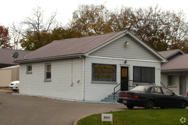 Primary Photo - Grey Dawn Apartments