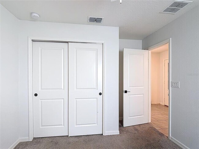 Building Photo - 2836 Sanctuary Dr