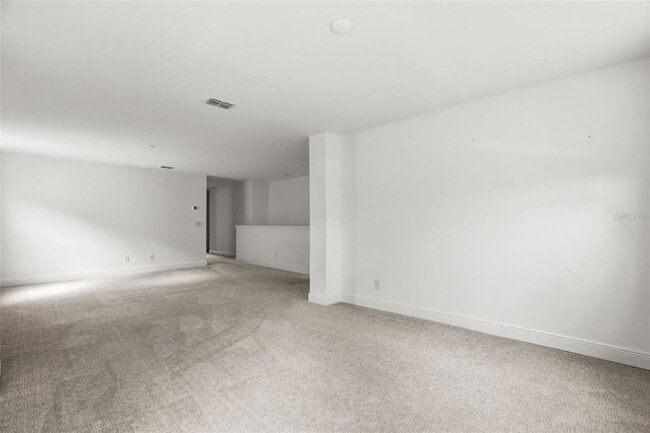 Building Photo - 14452 Crestavista Ave