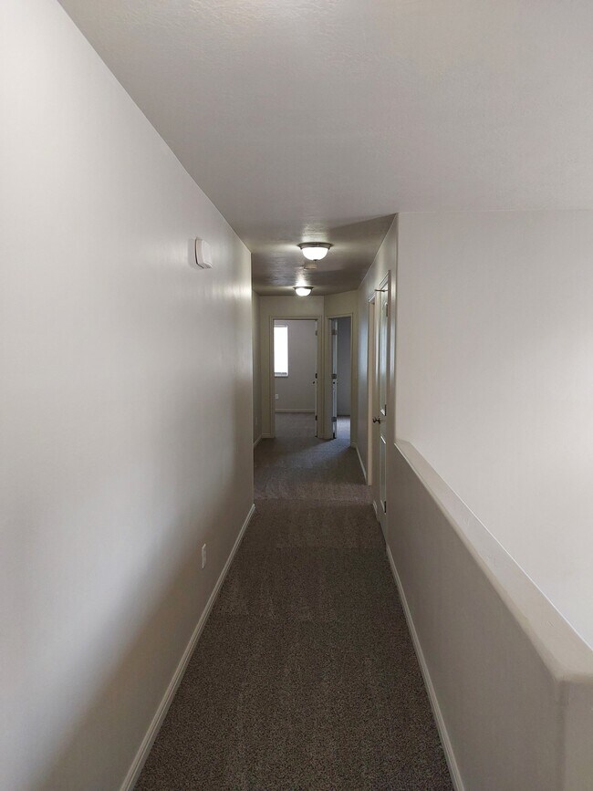 Building Photo - 2632 S 8800 W
