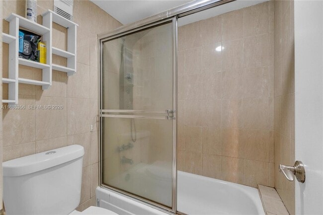 Building Photo - 9410 Poinciana Pl