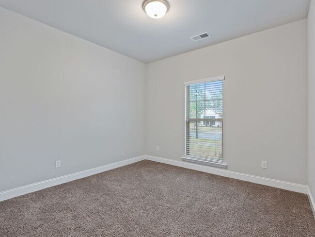 Building Photo - 6502 Moon Crest Ln NW