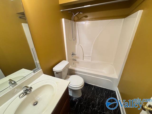 Building Photo - 302 Earnhardt Dr