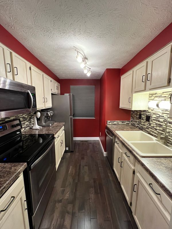 Building Photo - 443 Lockhaven Ct