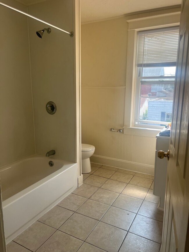 Building Photo - Coming soon! Single Family Home in East End