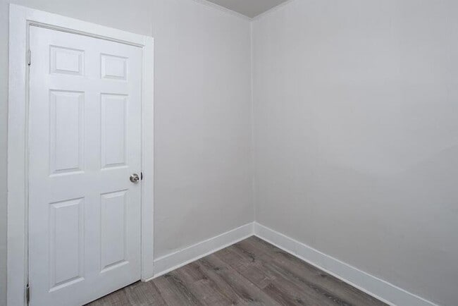 Building Photo - 53 Main St