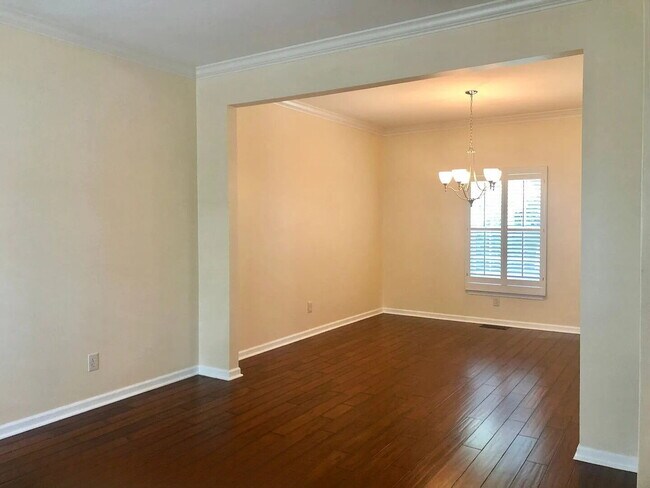 Building Photo - 3258 Nolen Ln