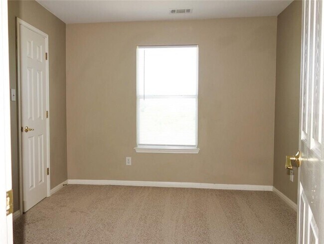 Building Photo - 6308 Perlita Dr