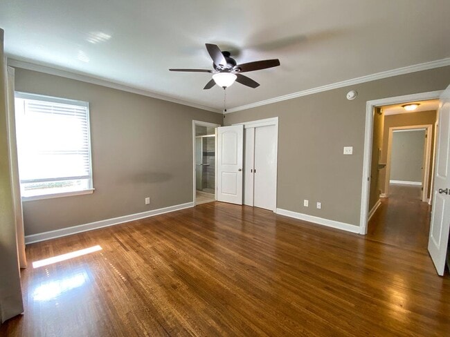 Building Photo - Nicely updated home in High Point Terrace