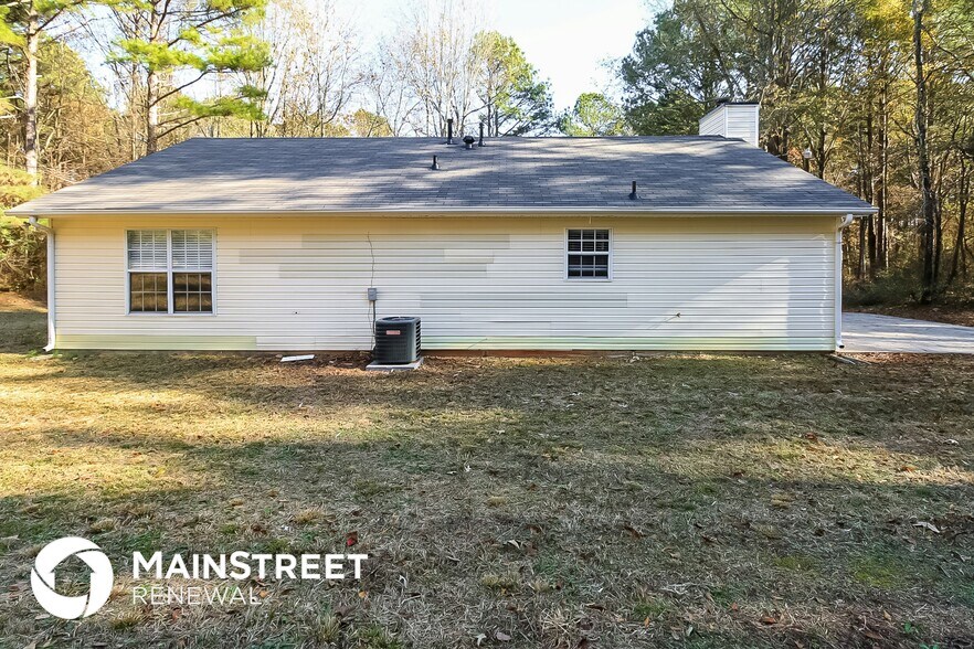 Building Photo - 135 Bond Dr