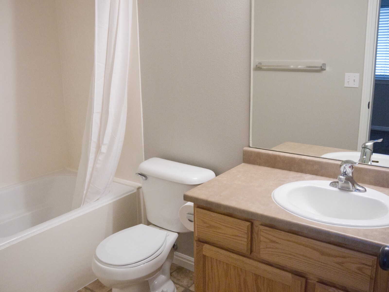 Master bath - 963 W 670 S