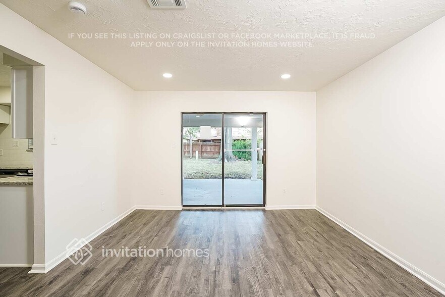 Building Photo - 7838 Sunny Ridge Dr