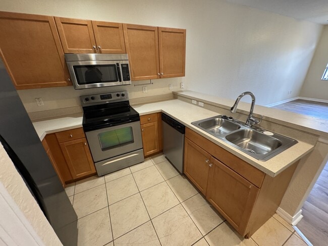 Building Photo - 1562 Cumin Dr