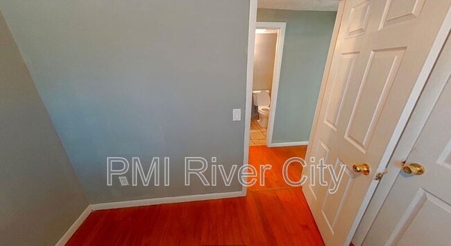 Building Photo - 7471 John F Kennedy Dr W