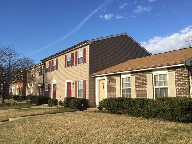 Primary Photo - Wakefield Manor Townhomes and Apartments