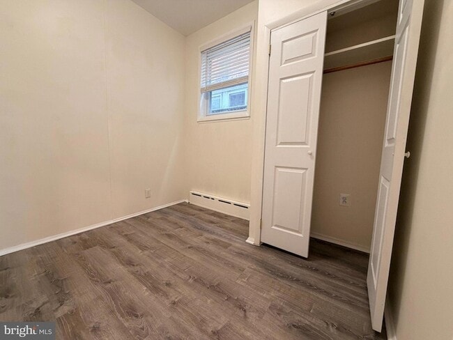 Building Photo - 2049 Snyder Ave