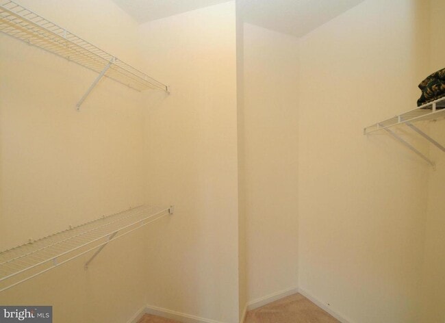Building Photo - 12185 Abington Hall Pl