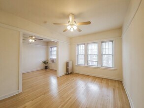 Building Photo - 5103 N Winchester Ave