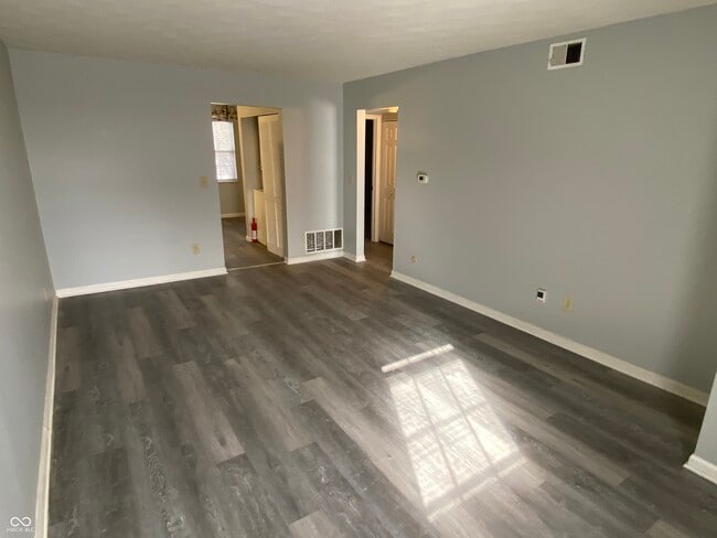 Building Photo - 1329 Millerwood Ct