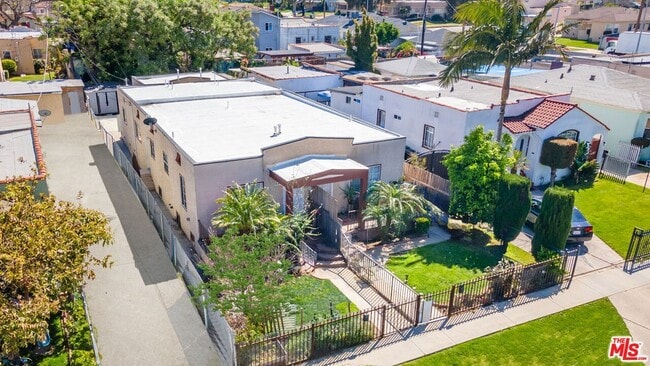 Primary Photo - 642 W 109th Pl