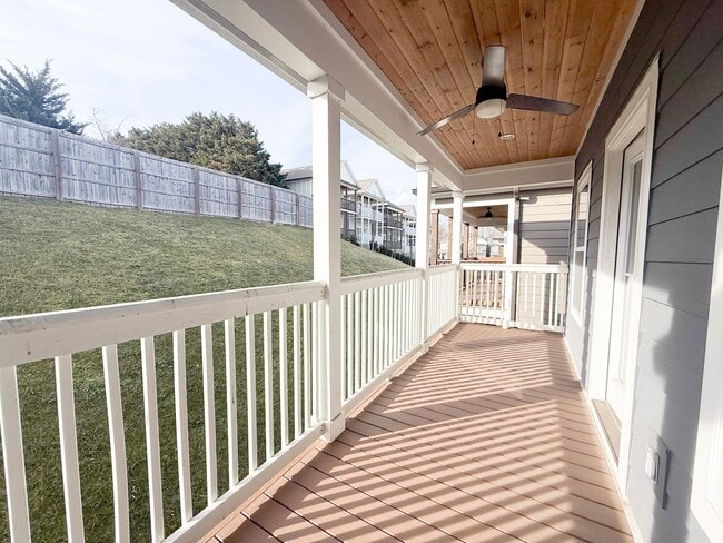 Building Photo - 4-Bedroom HOA Home with Pool Access Near Downtown Cookeville