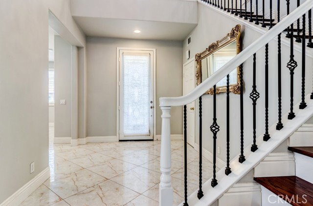 Building Photo - 8 Zinnia