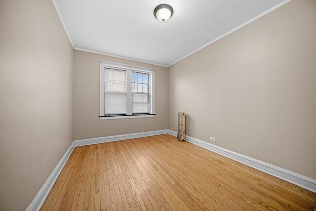 Building Photo - 230 Elmwood-1S