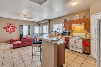 Building Photo - 5912 Cielo Del Rey Pl