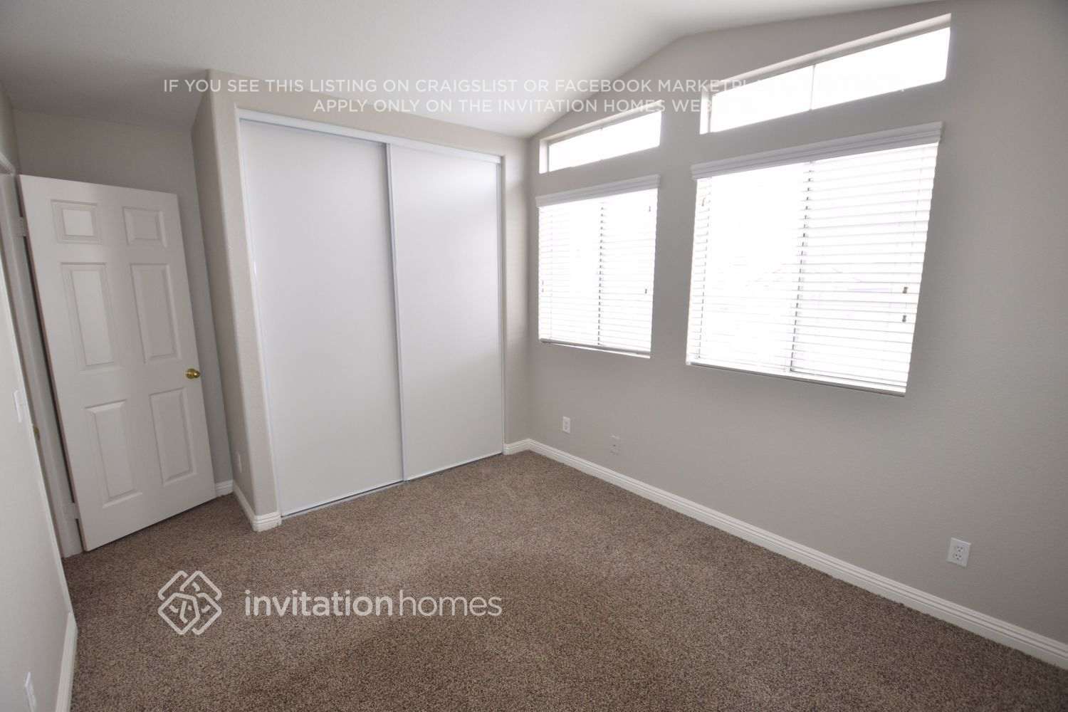 Building Photo - 27451 Echo Canyon Ct