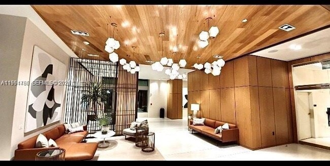 Building Photo - 1500 Bay Rd