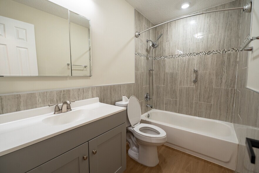 Building Photo - 10911 NW 45th St