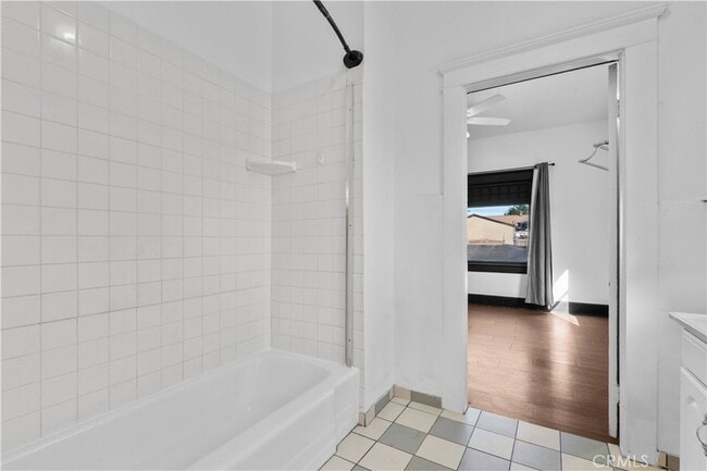 Building Photo - 1445 S Rebecca St