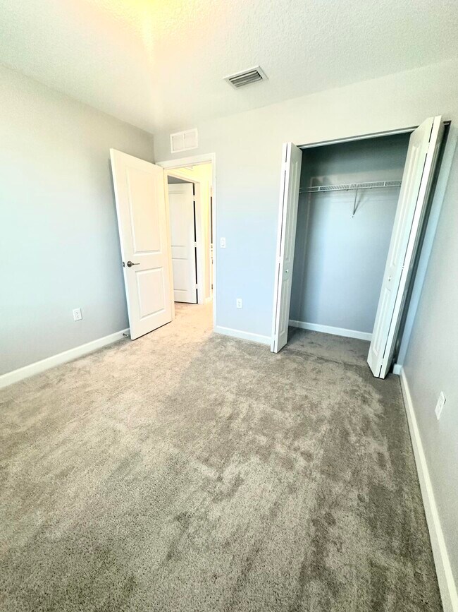 Building Photo - 4518 Dow Ln