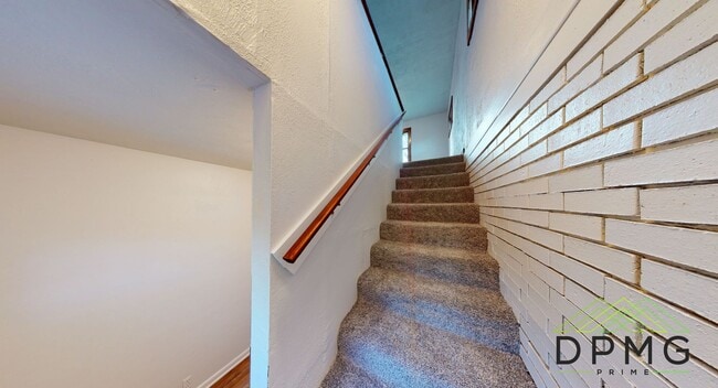 Building Photo - 2915 S Catherine St