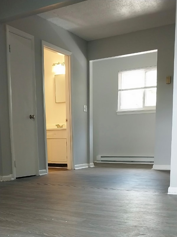 Building Photo - 139 Hendricks Blvd