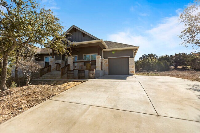 Primary Photo - 837 Cougar Dr