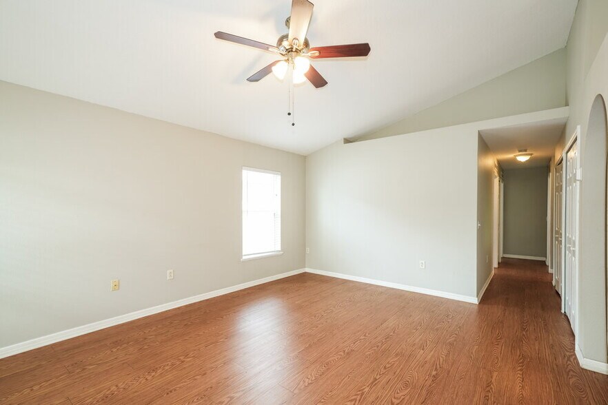 Building Photo - 3457 Bellericay Ln
