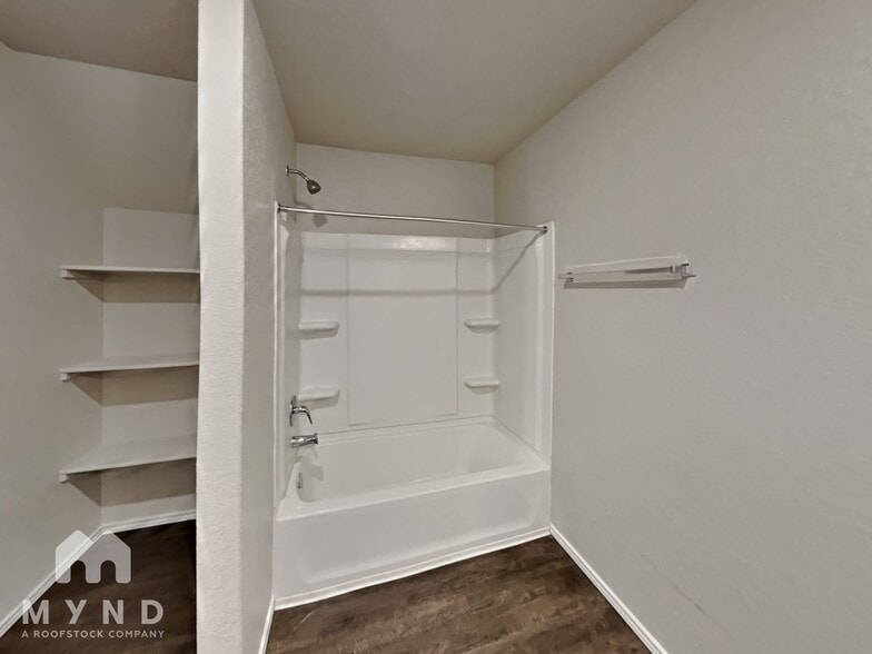 Building Photo - 3806 Colemans Run