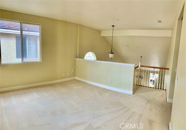 Building Photo - 281 Mesa Dr