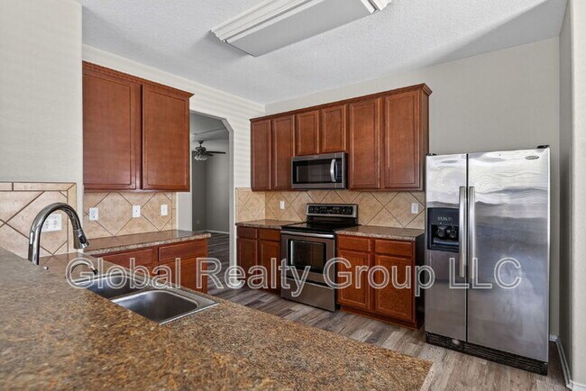Building Photo - 16222 Galloping Oak